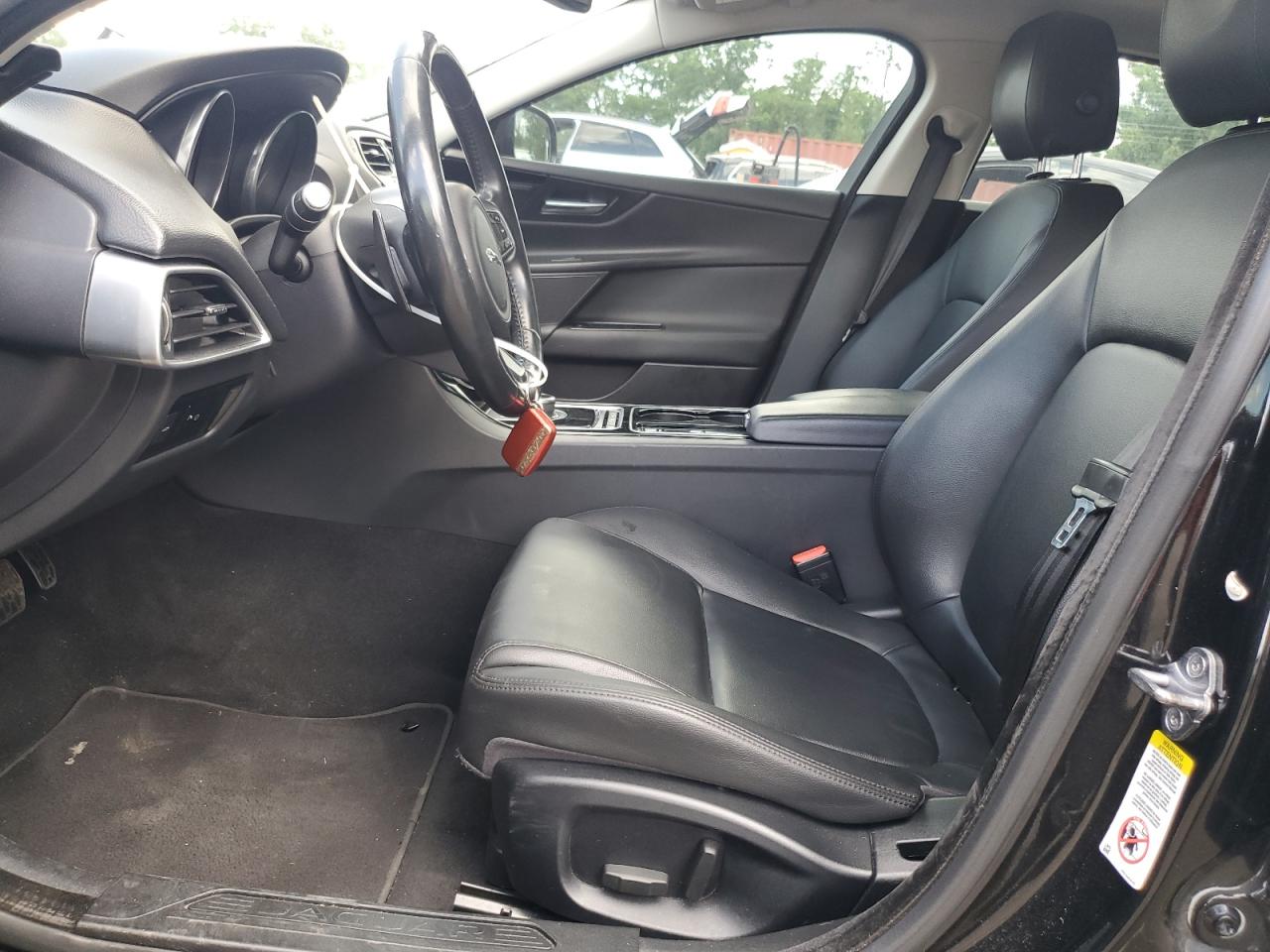2017 Jaguar Xe Premium VIN: SAJAJ4BV9HA953122 Lot: 61200385