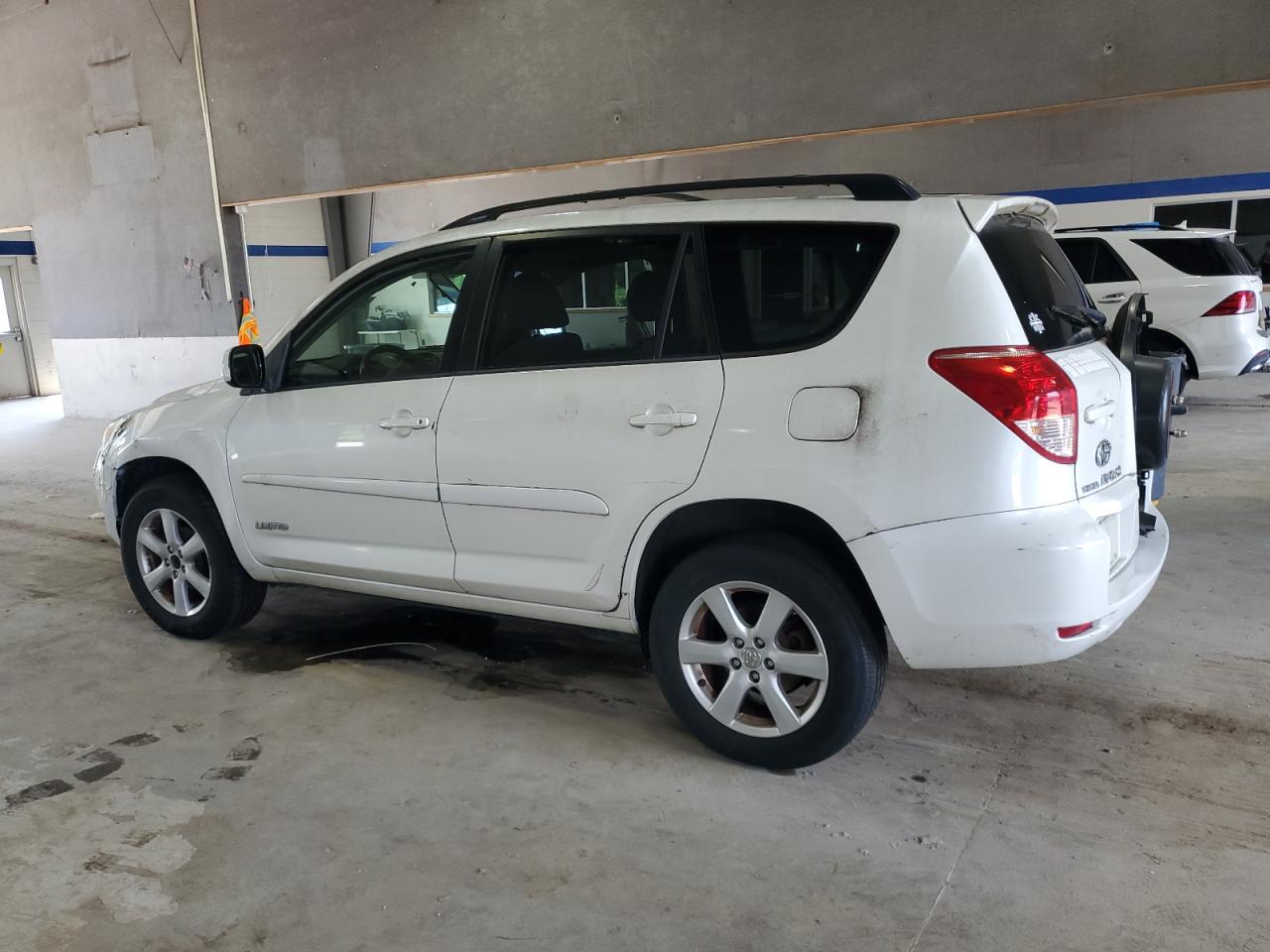 2007 Toyota Rav4 Limited VIN: JTMBD31V475091330 Lot: 62957885