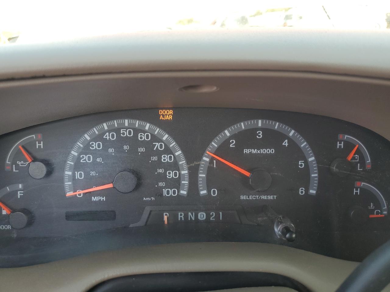 2000 Ford Expedition Eddie Bauer VIN: 1FMPU18L3YLB17388 Lot: 60262825
