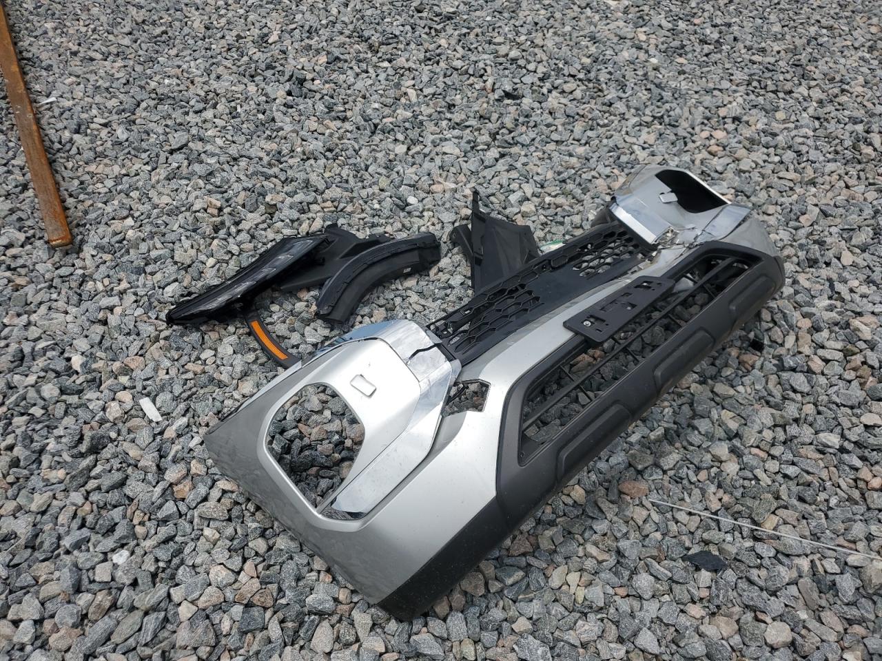 2024 Mitsubishi Outlander Es VIN: JA4T5UA9XRZ060440 Lot: 63164585