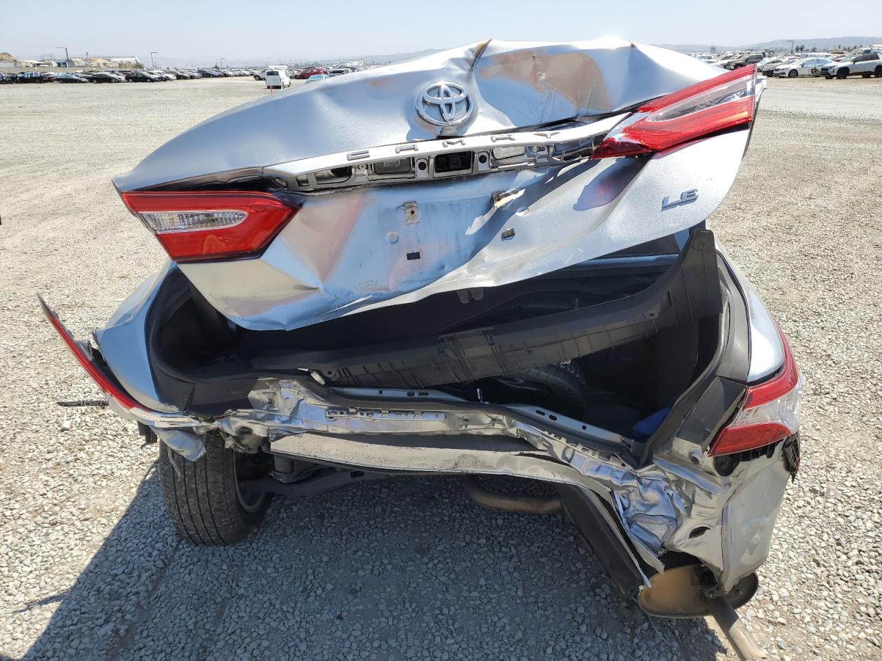 2020 Toyota Camry Le VIN: 4T1C11AK0LU898186 Lot: 62608055