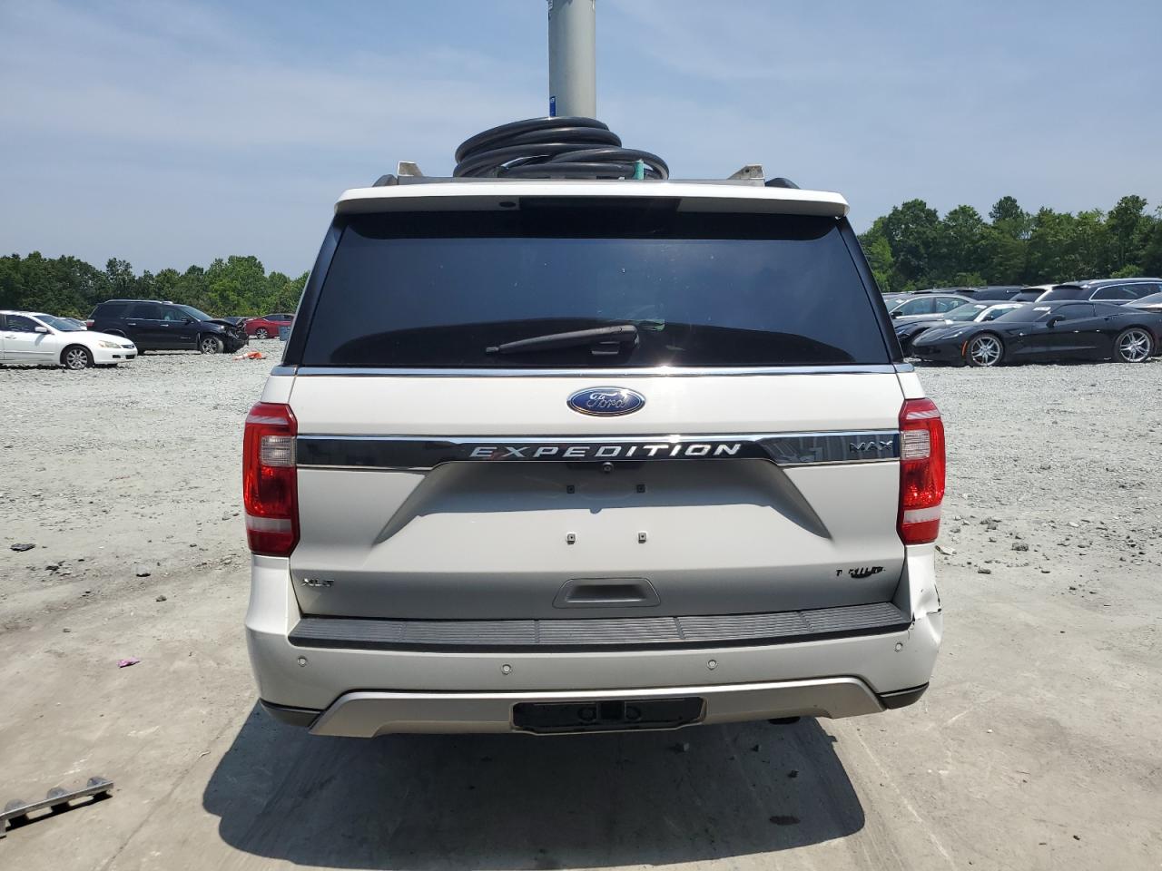 2018 Ford Expedition Max Xlt VIN: 1FMJK1JT7JEA53758 Lot: 62303425