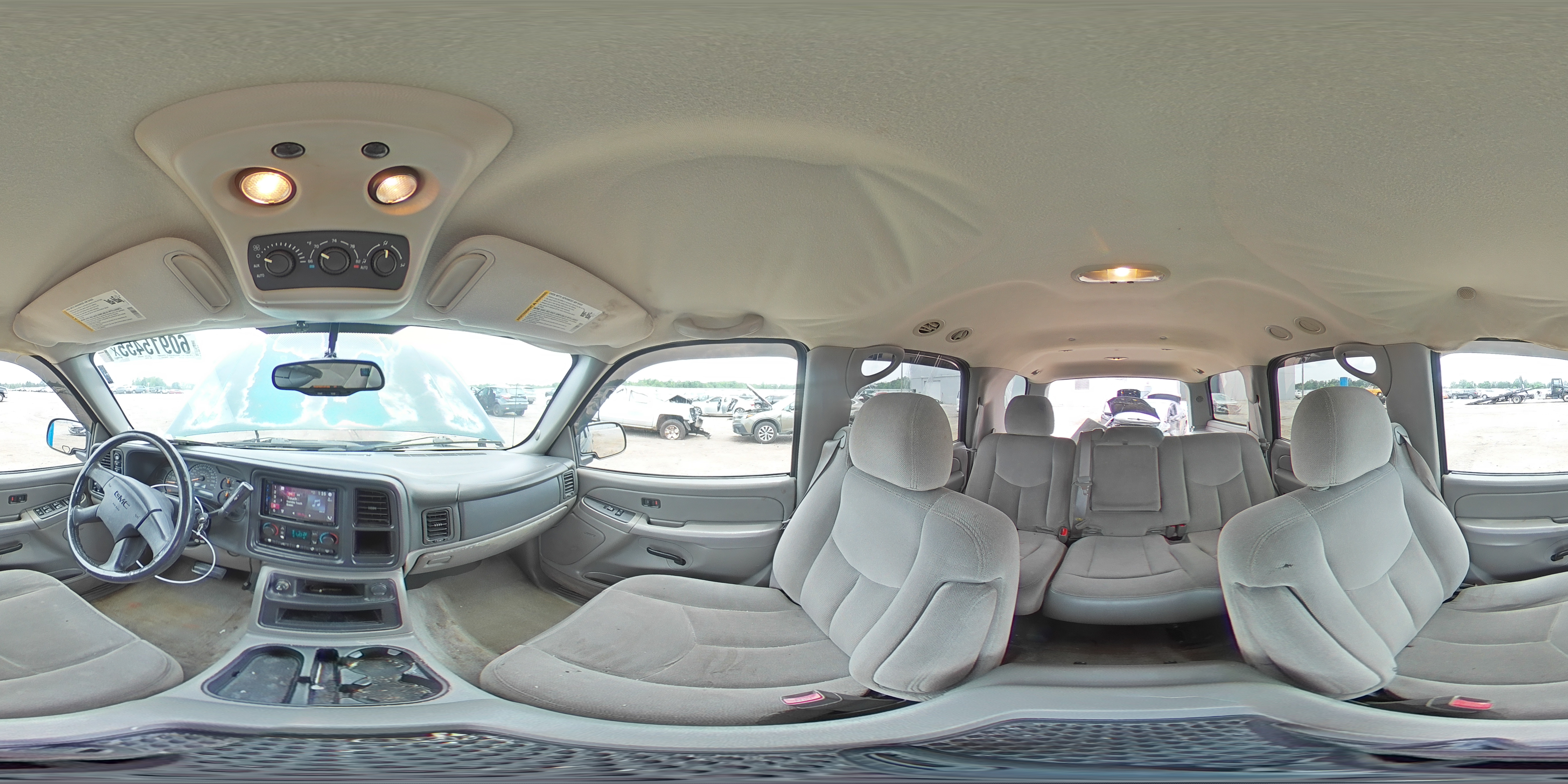 2004 GMC Yukon VIN: 1GKEK13V74J137955 Lot: 60915455