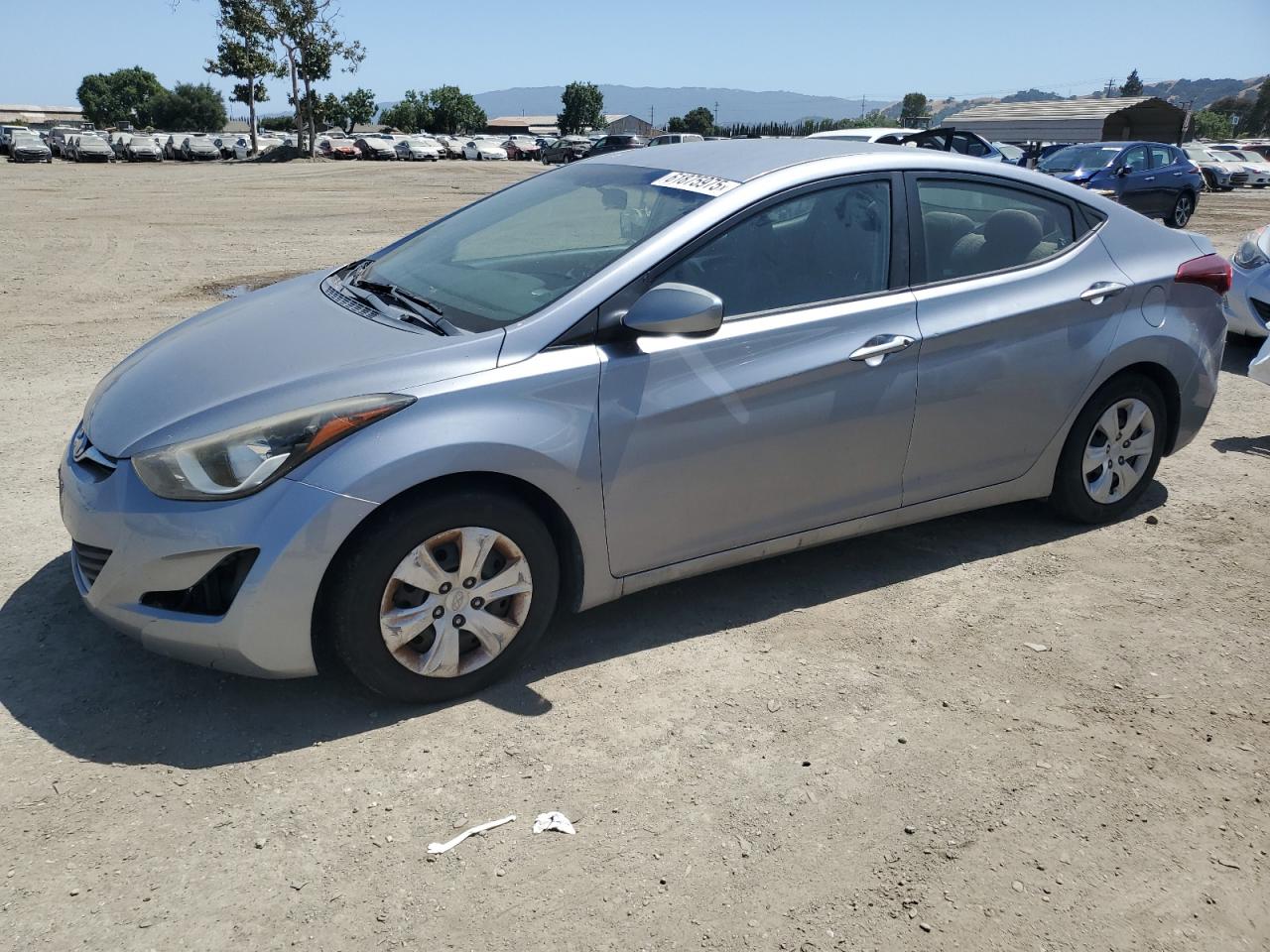 2016 Hyundai Elantra Se for Sale in San Martin, CA - Minor Dent/Scratches