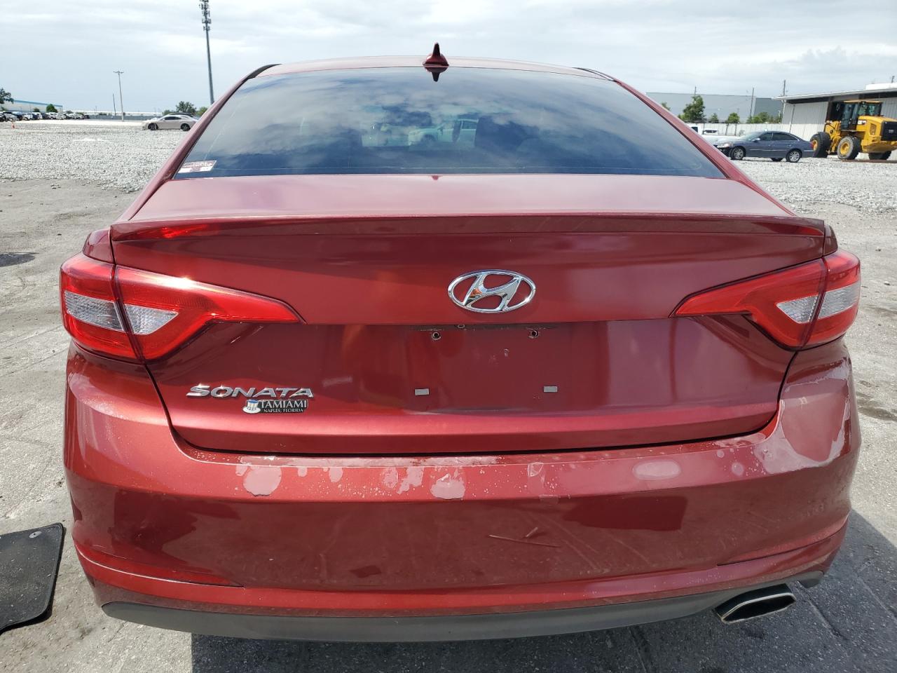 2015 Hyundai Sonata Se VIN: 5NPE24AF3FH180631 Lot: 62769605
