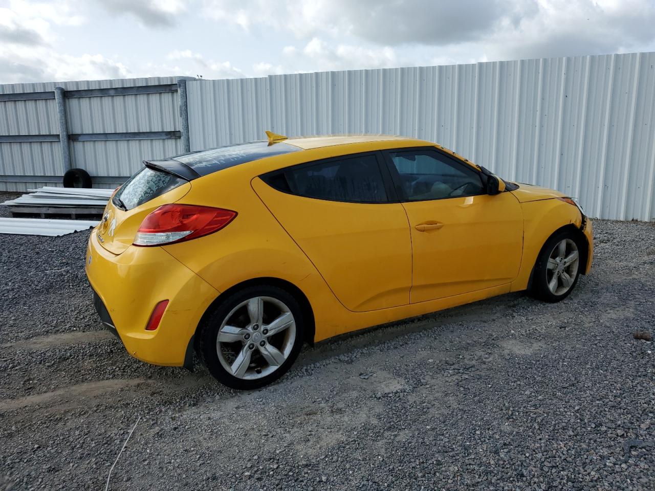 kmhtc6adxfu243370 KMHTC6ADXFU243370 2015 Hyundai Veloster