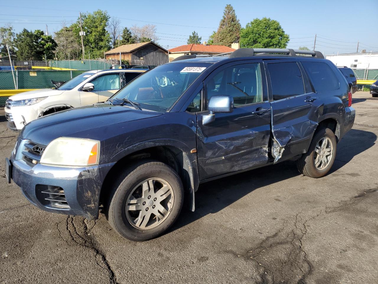 2004 Mitsubishi Endeavor Xls for Sale in Denver, CO - Side