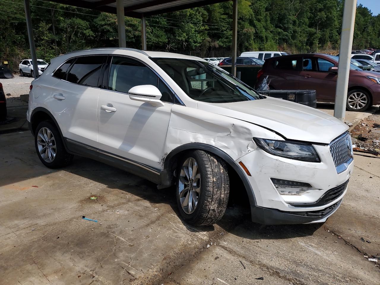 LINCOLN MKC 2019 VIN 5LMCJ2C98KUL42803 фото 4