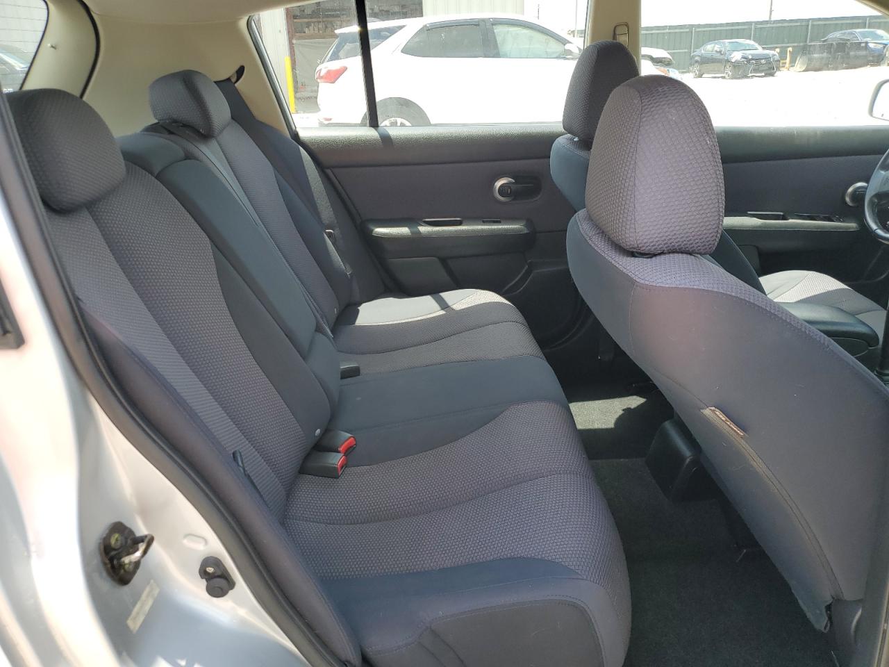 2007 Nissan Versa S VIN: 3N1BC13E37L352535 Lot: 61227095
