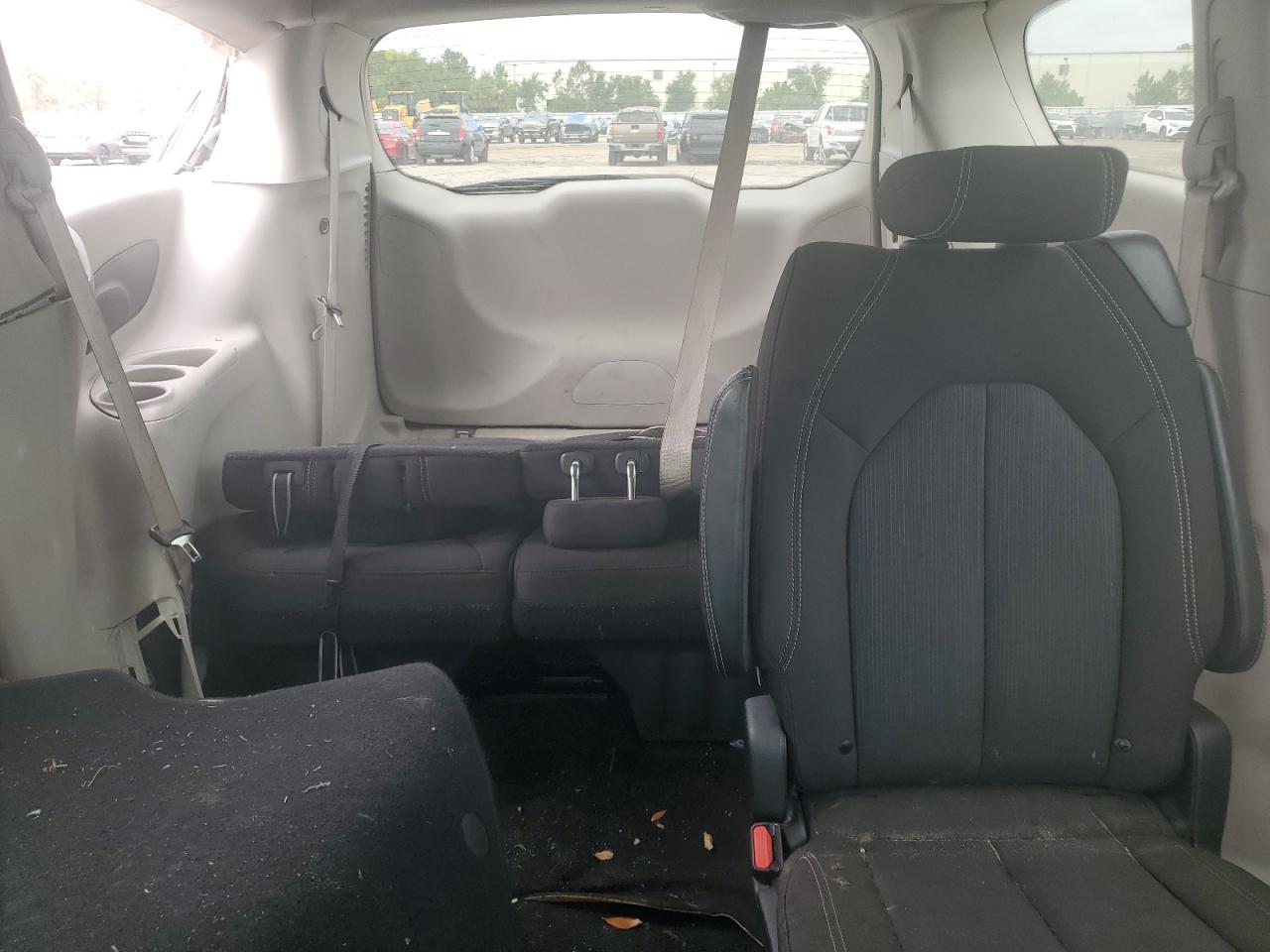 2022 Chrysler Voyager Lx VIN: 2C4RC1CG5NR204111 Lot: 59852125