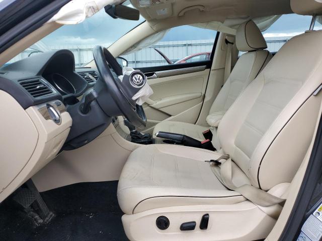  VOLKSWAGEN PASSAT 2017 Black