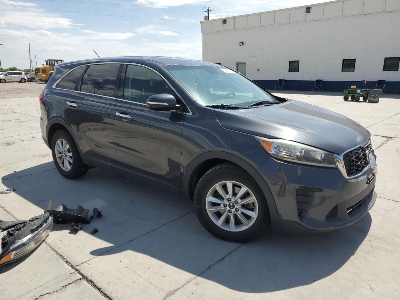 KIA SORENTO 2019 VIN 5XYPG4A54KG484263 фото 4
