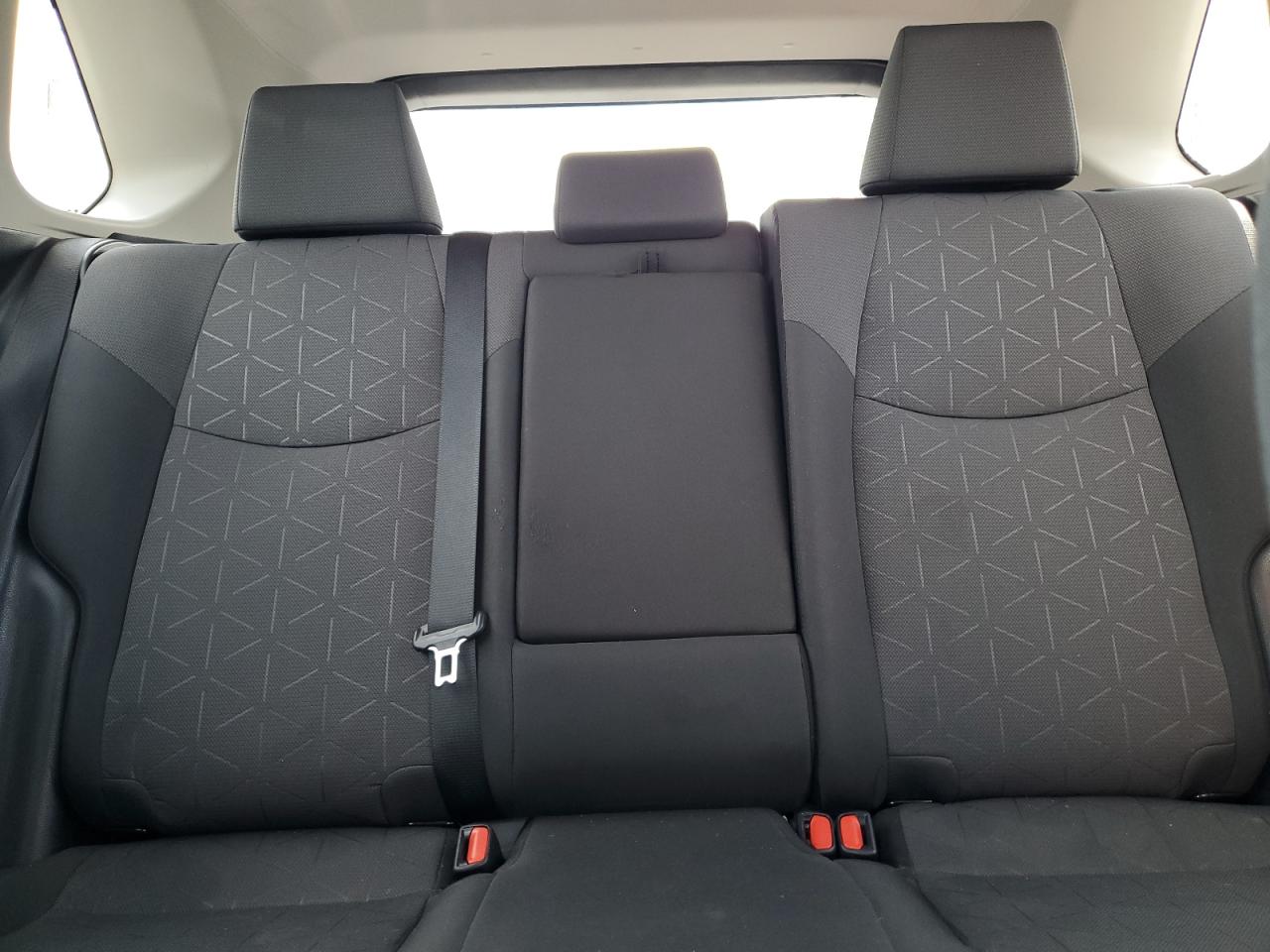 2020 Toyota Rav4 Xle VIN: 2T3W1RFV1LC034366 Lot: 61774875