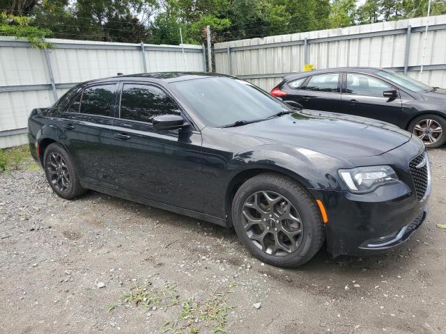  CHRYSLER 300 2018 Чорний