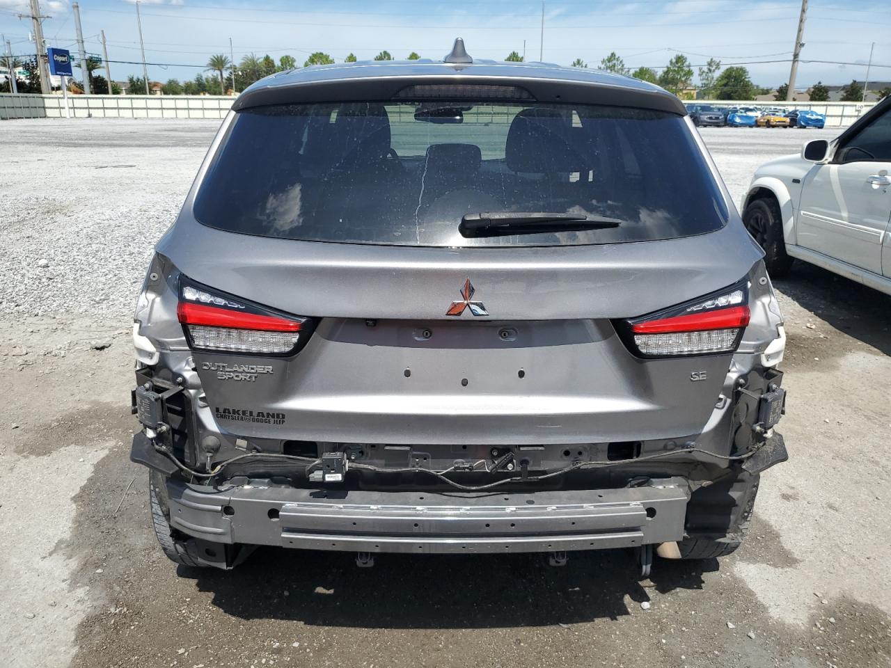 MITSUBISHI OUTLANDER 2020 VIN JA4AP4AU3LU016547 фото 6