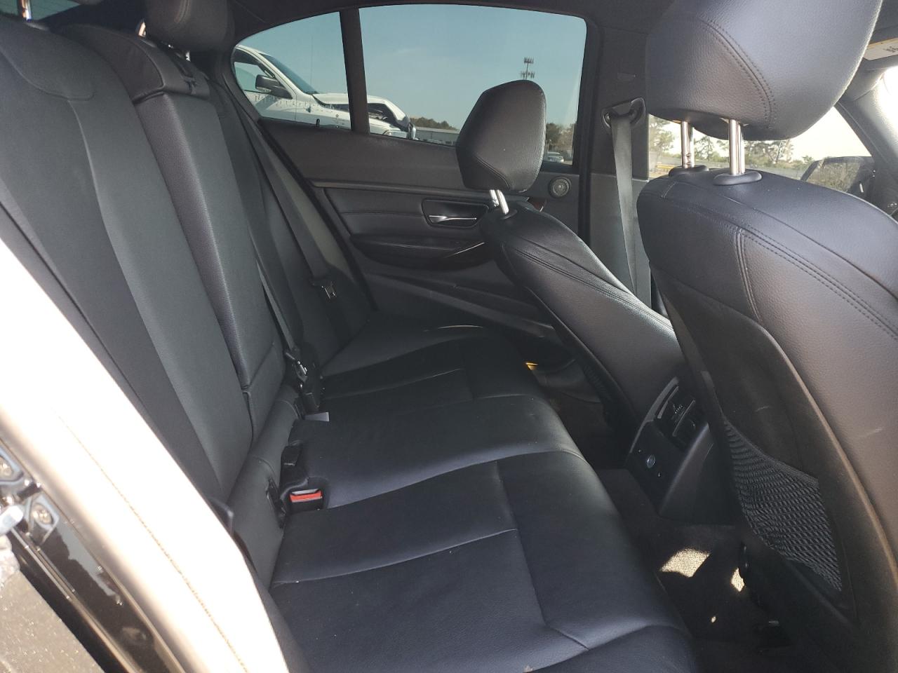 2013 BMW 335 Xi VIN: WBA3B9C50DF140522 Lot: 62028915