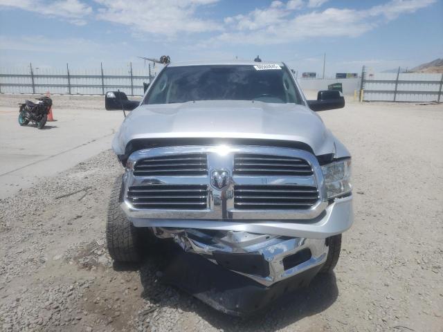  RAM 1500 2017 Srebrny