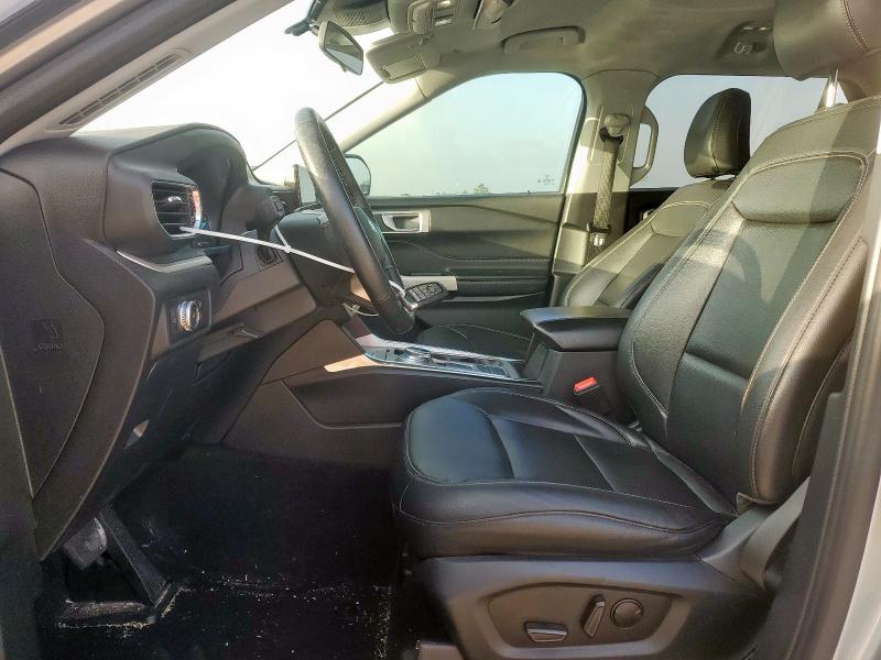  FORD EXPLORER 2021 Серебристый