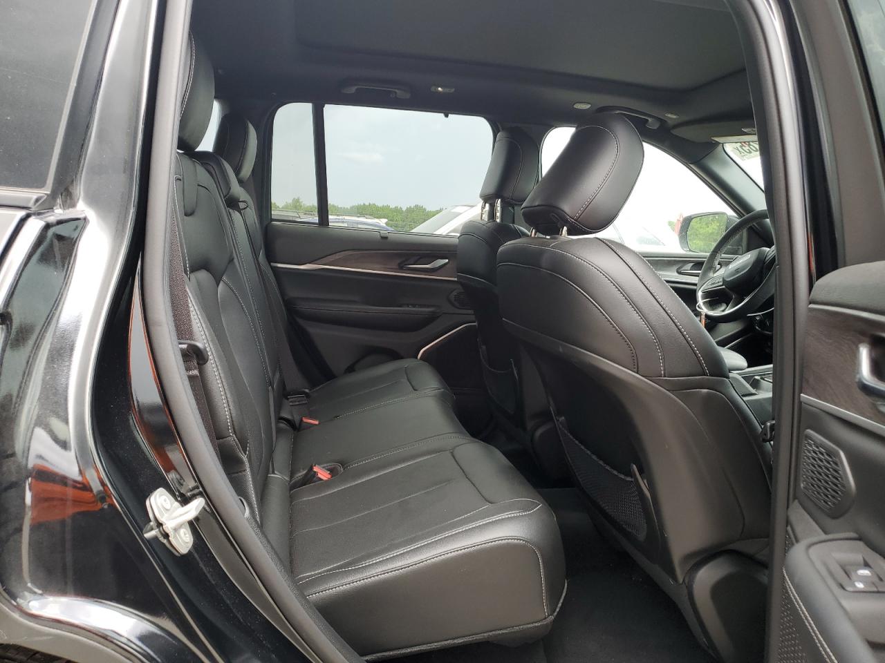 JEEP GRAND CHER 2024 VIN 1C4RJHBG7RC103456 фото 11