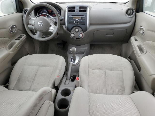 Sedans NISSAN VERSA 2014 Biały
