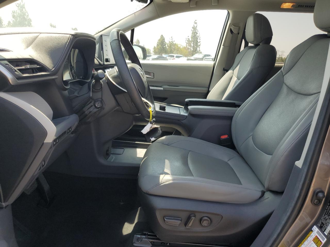 TOYOTA SIENNA 2024 VIN 5TDZRKEC6RS189999 zdjęcie 7