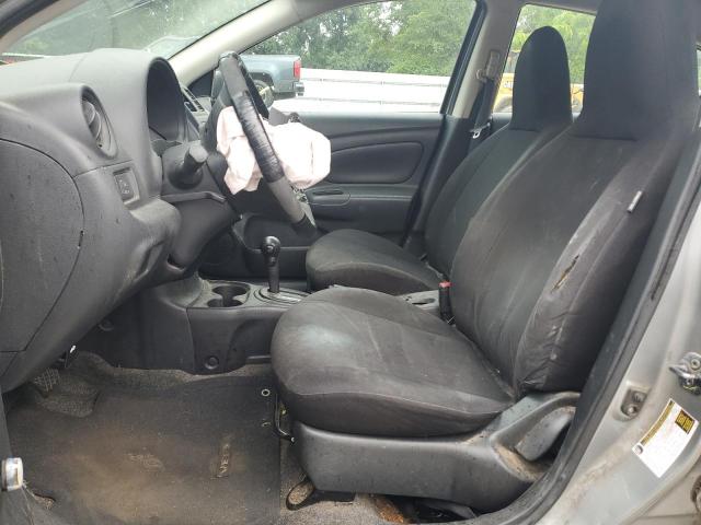 Sedans NISSAN VERSA 2014 Silver