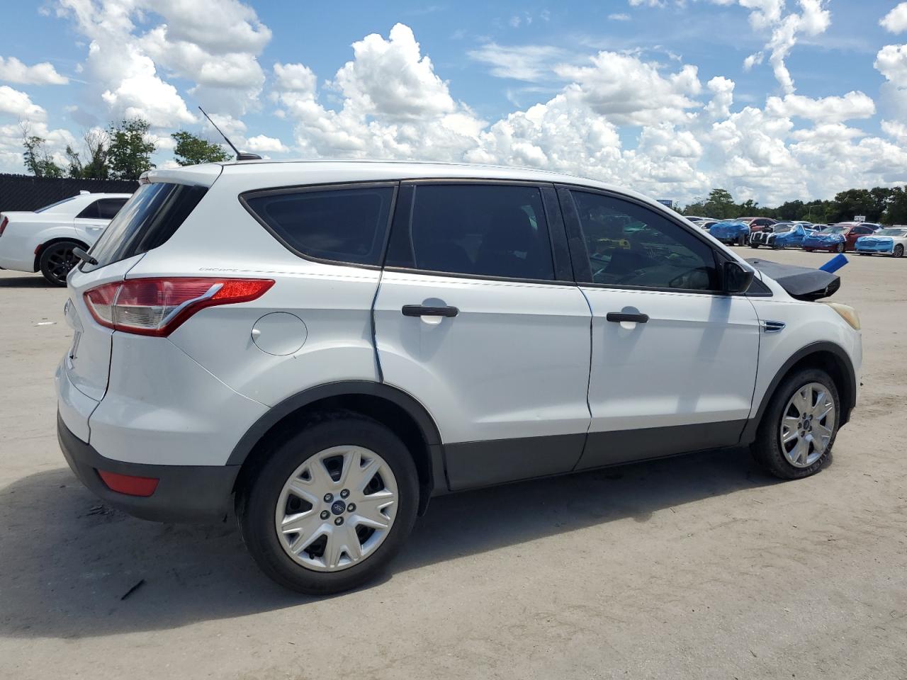 FORD ESCAPE 2015 VIN 1FMCU0F77FUA06249 photo 3