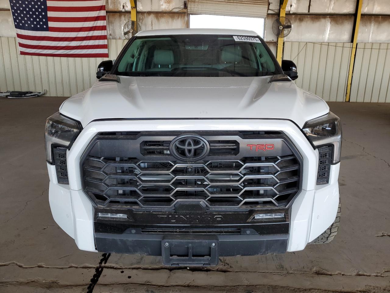 TOYOTA TUNDRA 2024 VIN 5TFWC5DB4RX042184 фото 5
