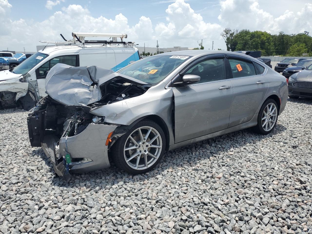 2017 Chrysler 200 Limited na sprzedaż w Apopka, FL - Front End