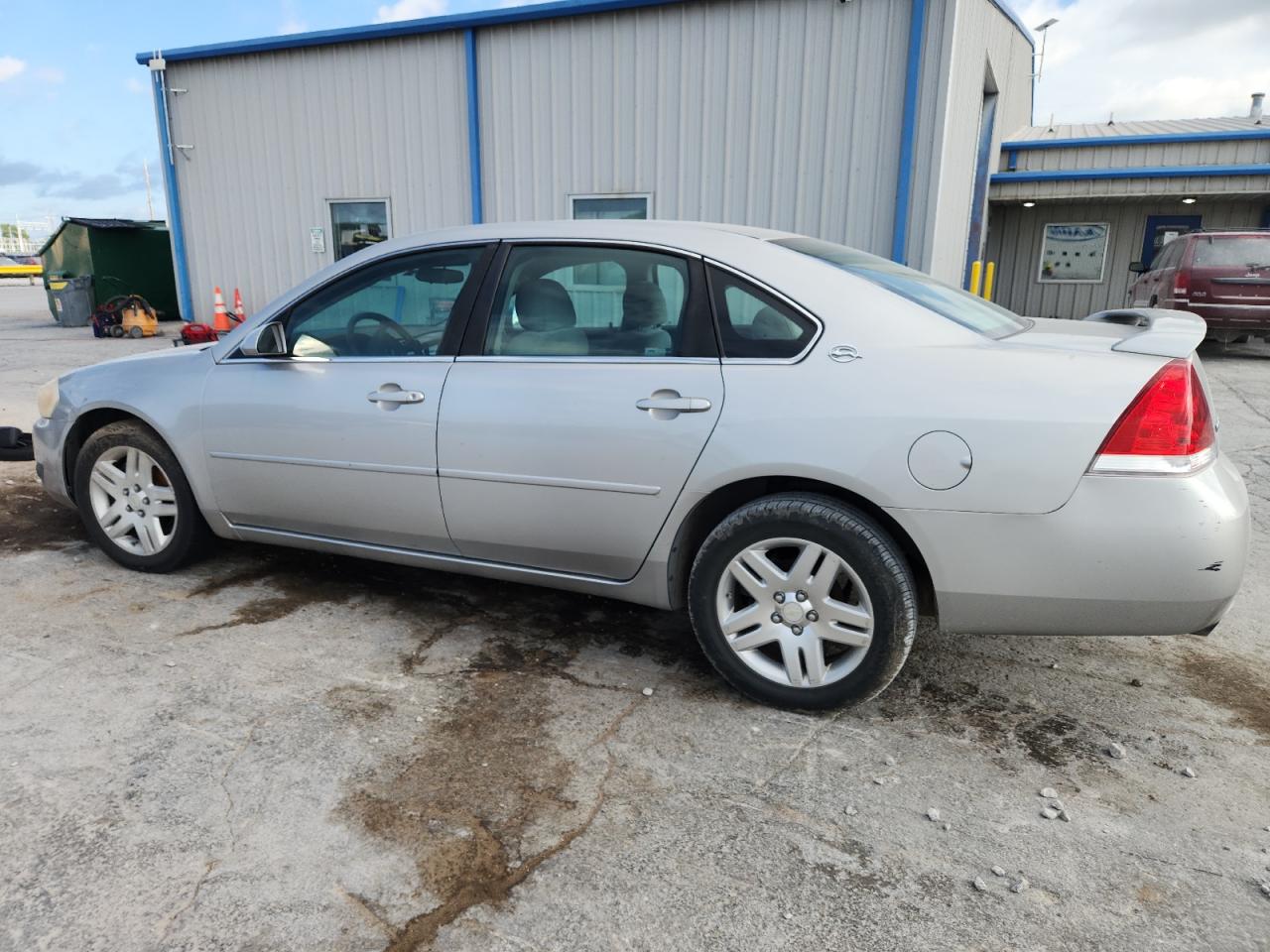 CHEVROLET IMPALA 2006 VIN 2G1WC581169106332 zdjęcie 2