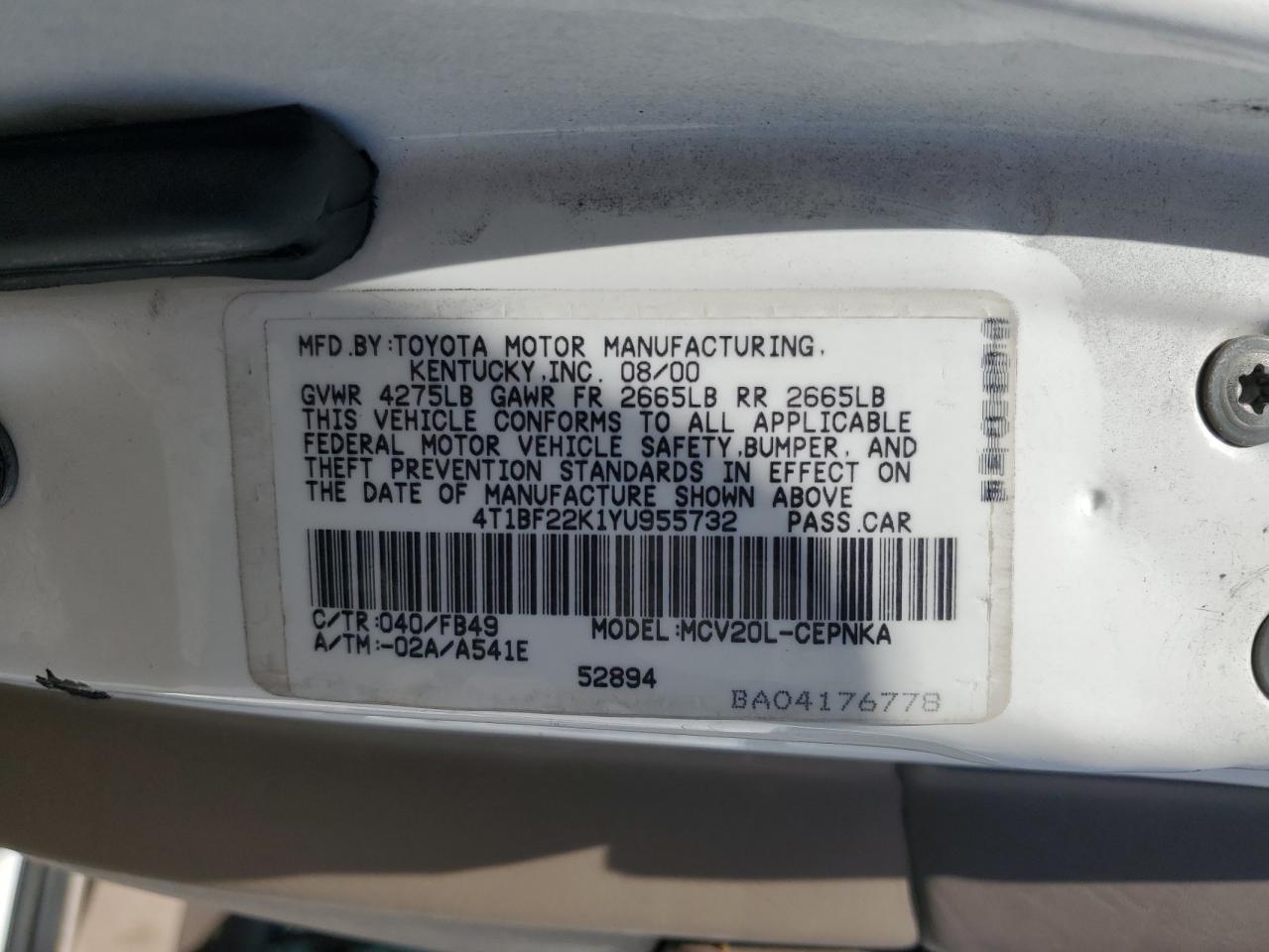 2000 Toyota Camry Le VIN: 4T1BF22K1YU955732 Lot: 62236265