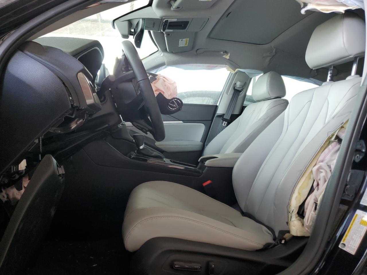 Фото: 19UDE4H28SA008653