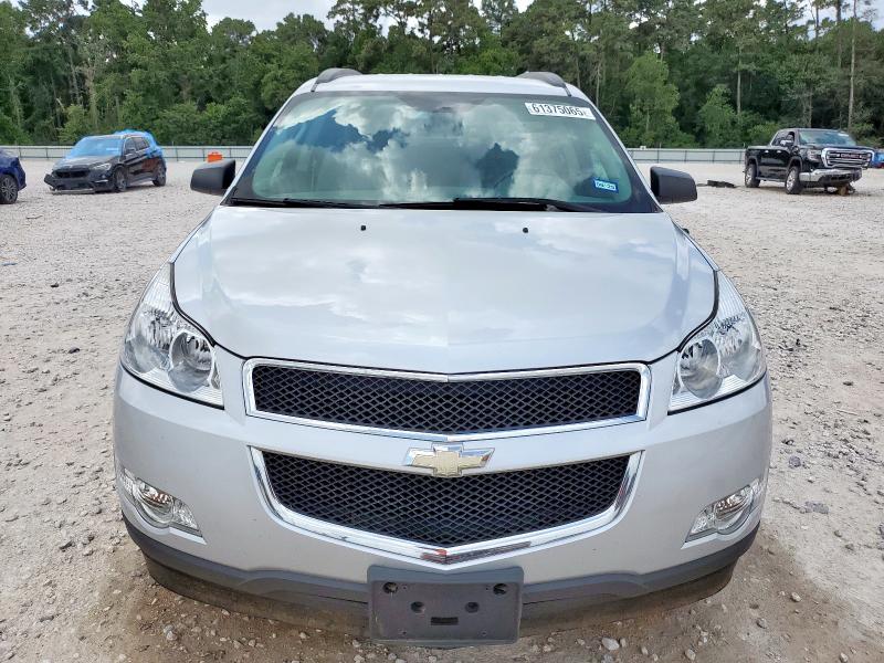  CHEVROLET TRAVERSE 2012 Srebrny