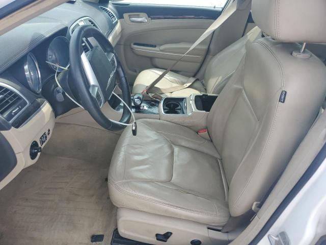 Sedans CHRYSLER 300 2013 White