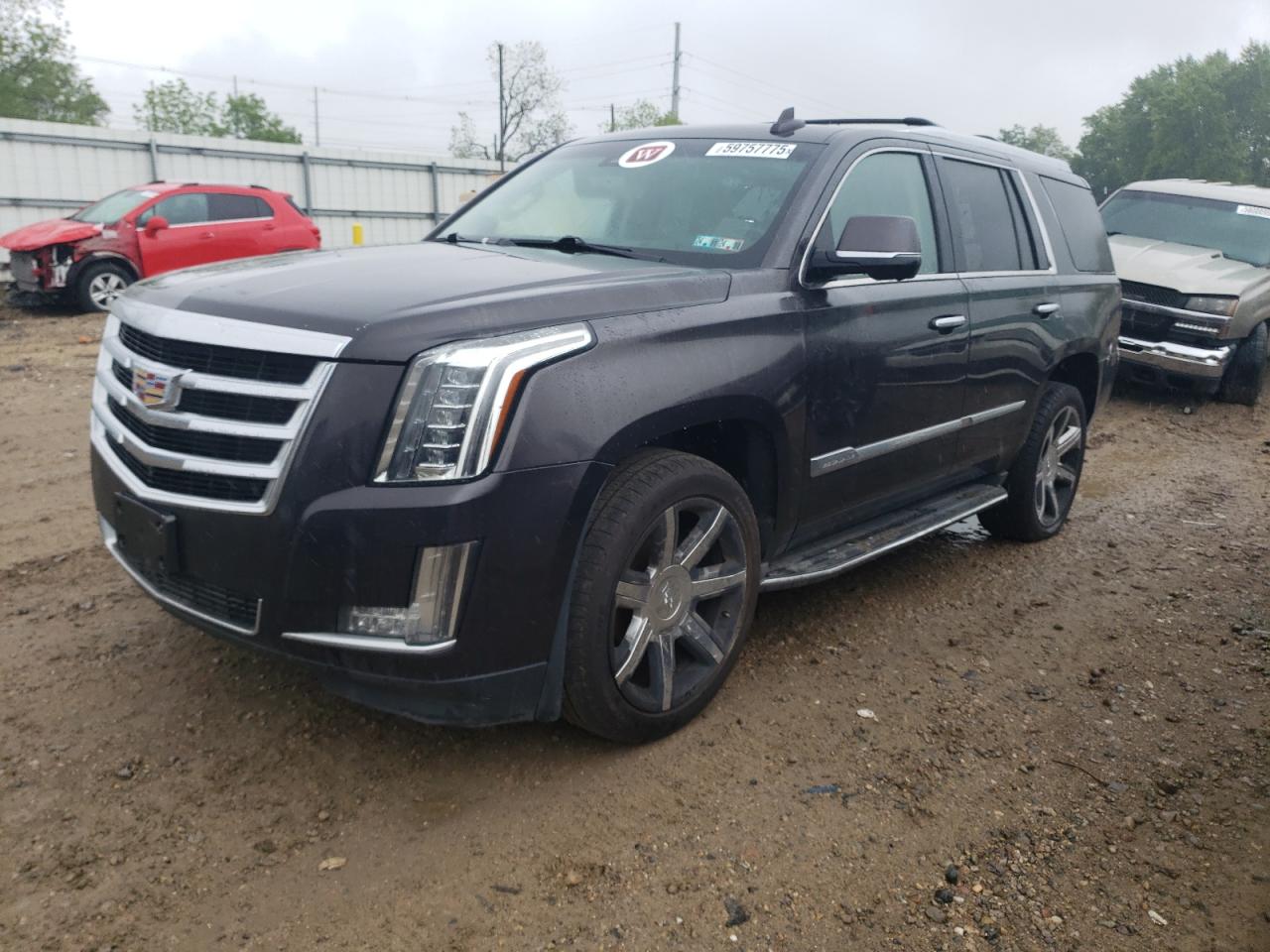 2016 Cadillac Escalade Luxury for Sale in Lansing, MI - Minor Dent/Scratches