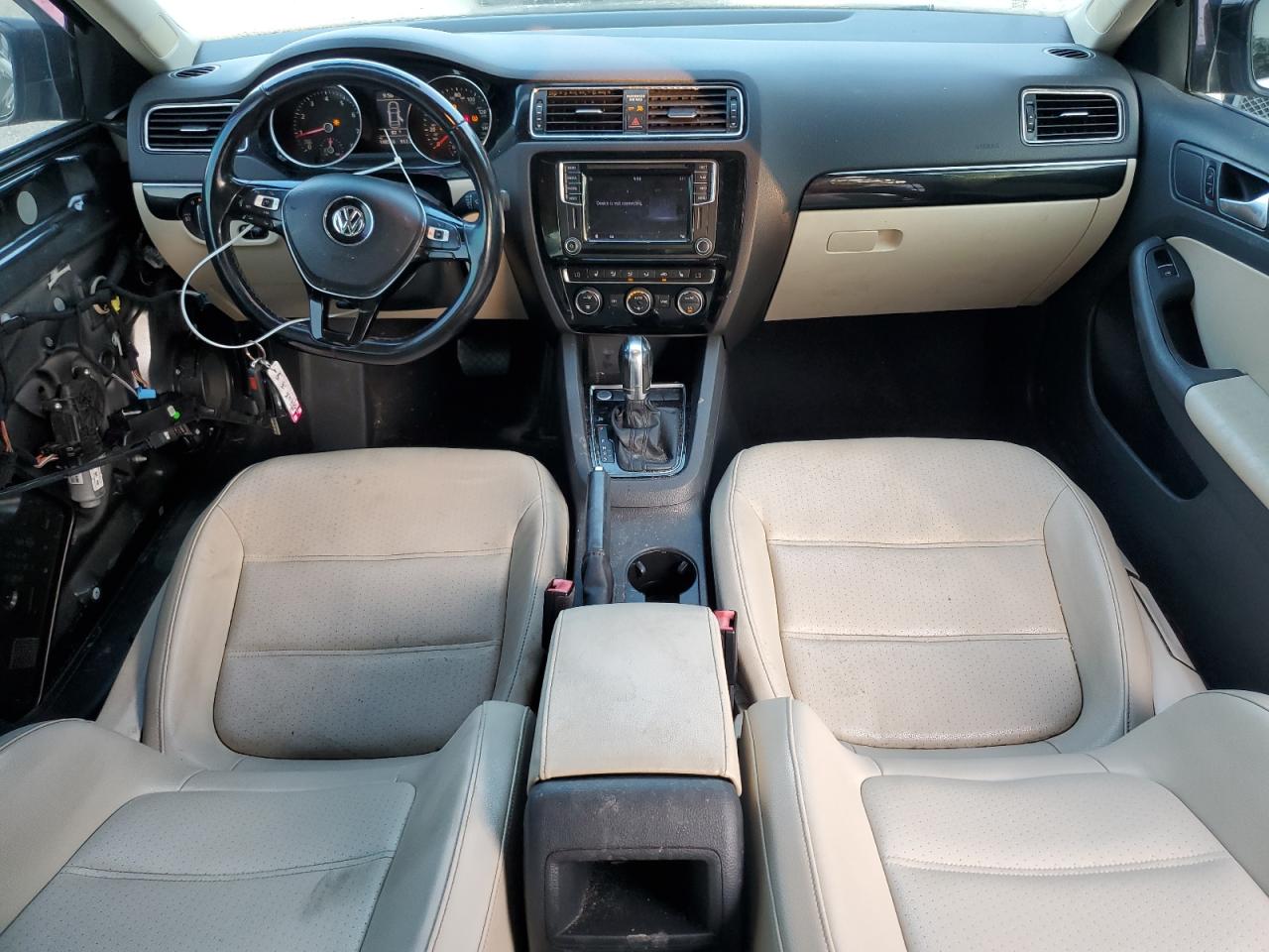 3VWL17AJ1HM211868 2017 Volkswagen Jetta Sel