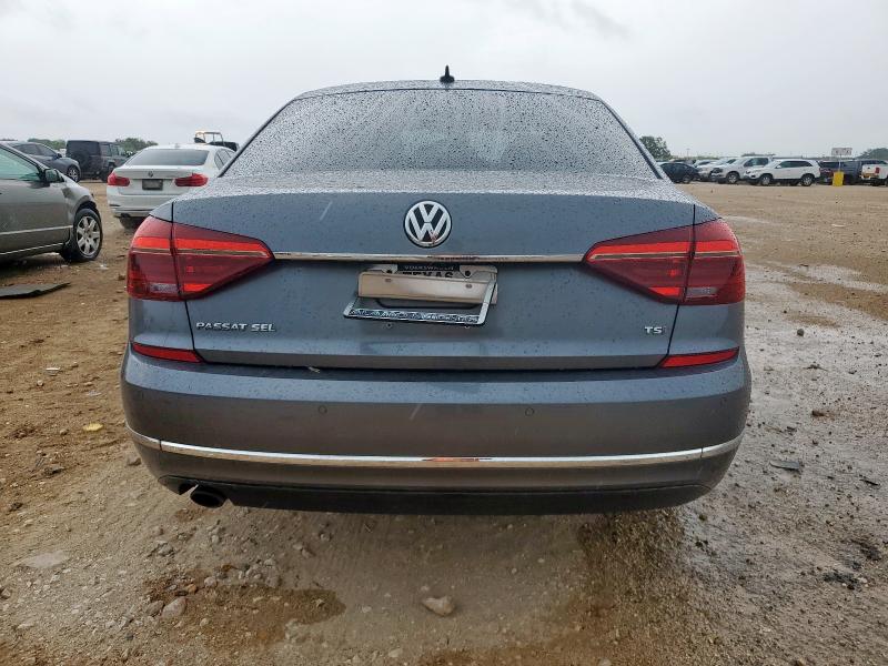  VOLKSWAGEN PASSAT 2017 Szary