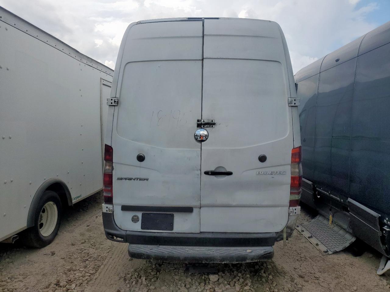 2015 Mercedes-Benz Sprinter 2500 VIN: WD3PE8DC1FP111718 Lot: 61476095