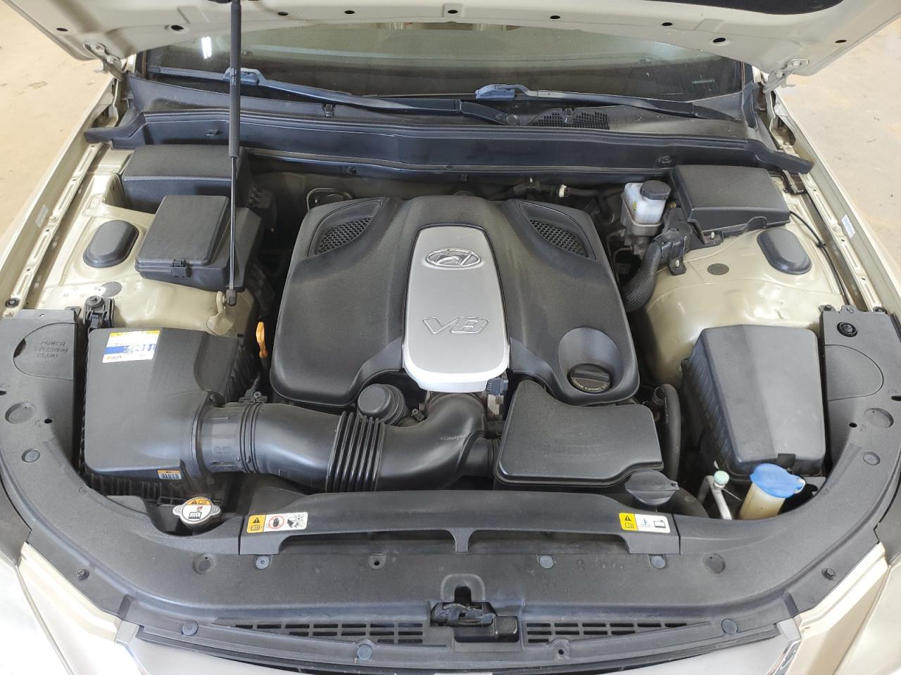 2012 Hyundai Genesis 4.6L VIN: KMHGC4DF5CU172531 Lot: 62056645