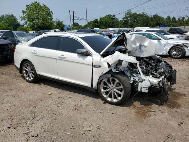 Седани FORD TAURUS 2016 Білий