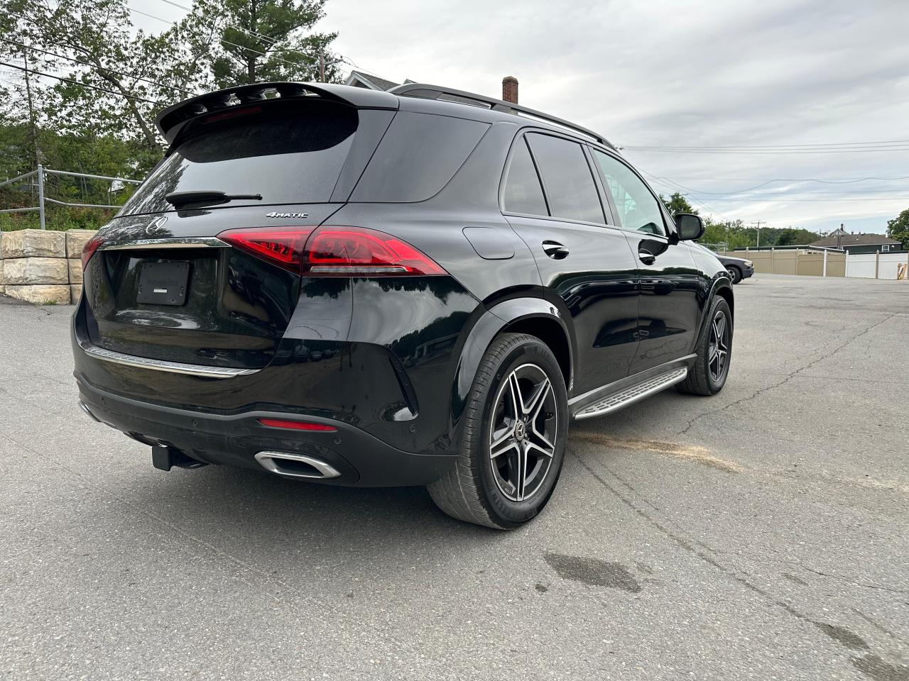 MERCEDES-BENZ GLE-CLASS 2022 VIN 4JGFB4KB1NA804945 photo 3