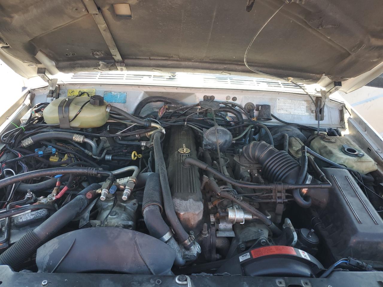 1989 Jeep Cherokee Pioneer VIN: 1J4FJ38L4KL521547 Lot: 62638275