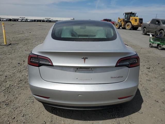  TESLA MODEL 3 2018 Silver