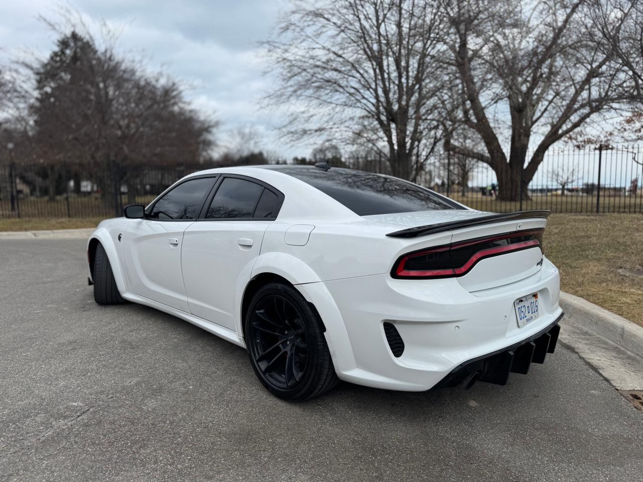 DODGE CHARGER 2023 VIN 2C3CDXL93PH624955 фото 3