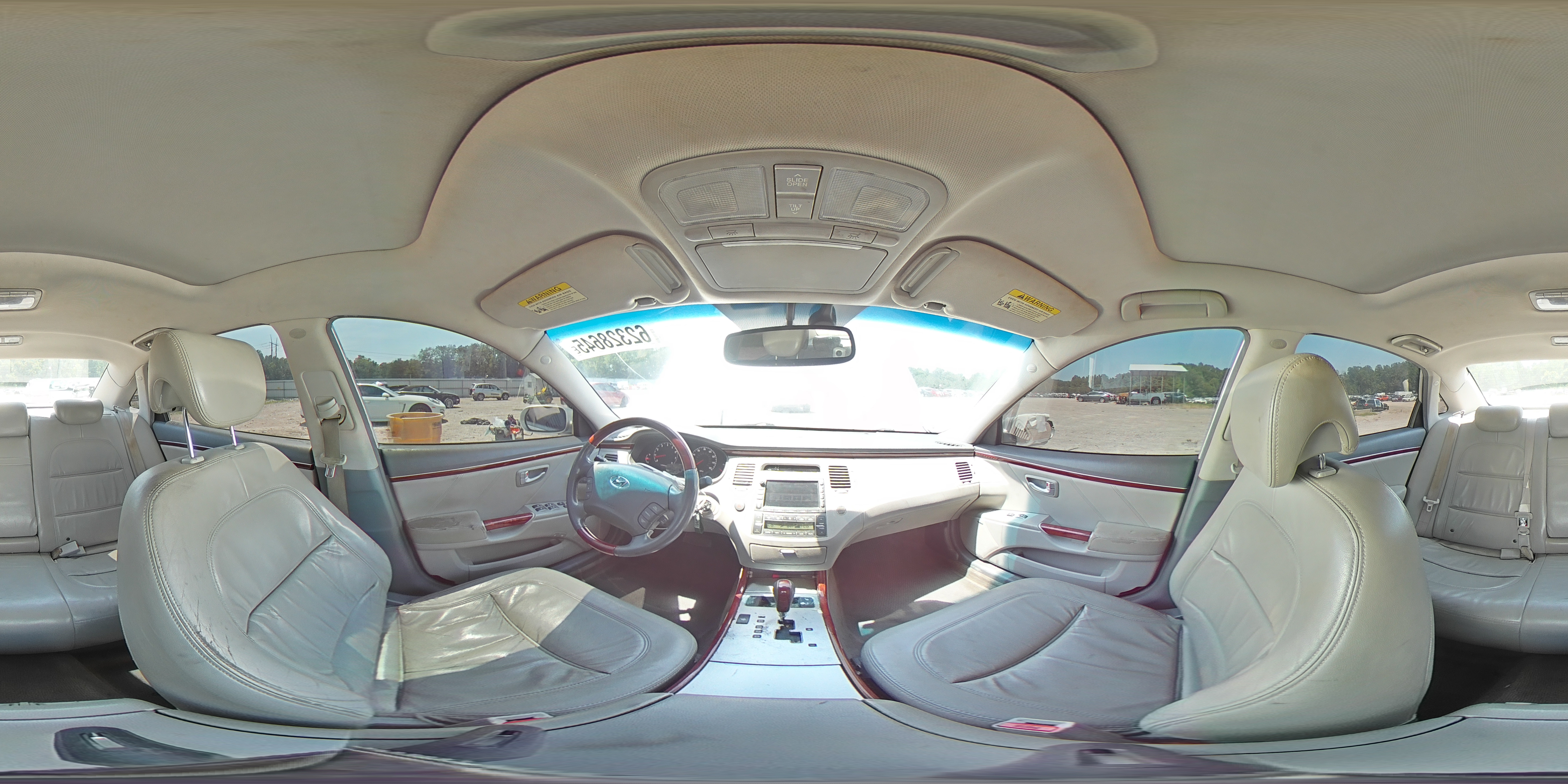 2008 Hyundai Azera Se VIN: KMHFC46F98A303977 Lot: 62328645