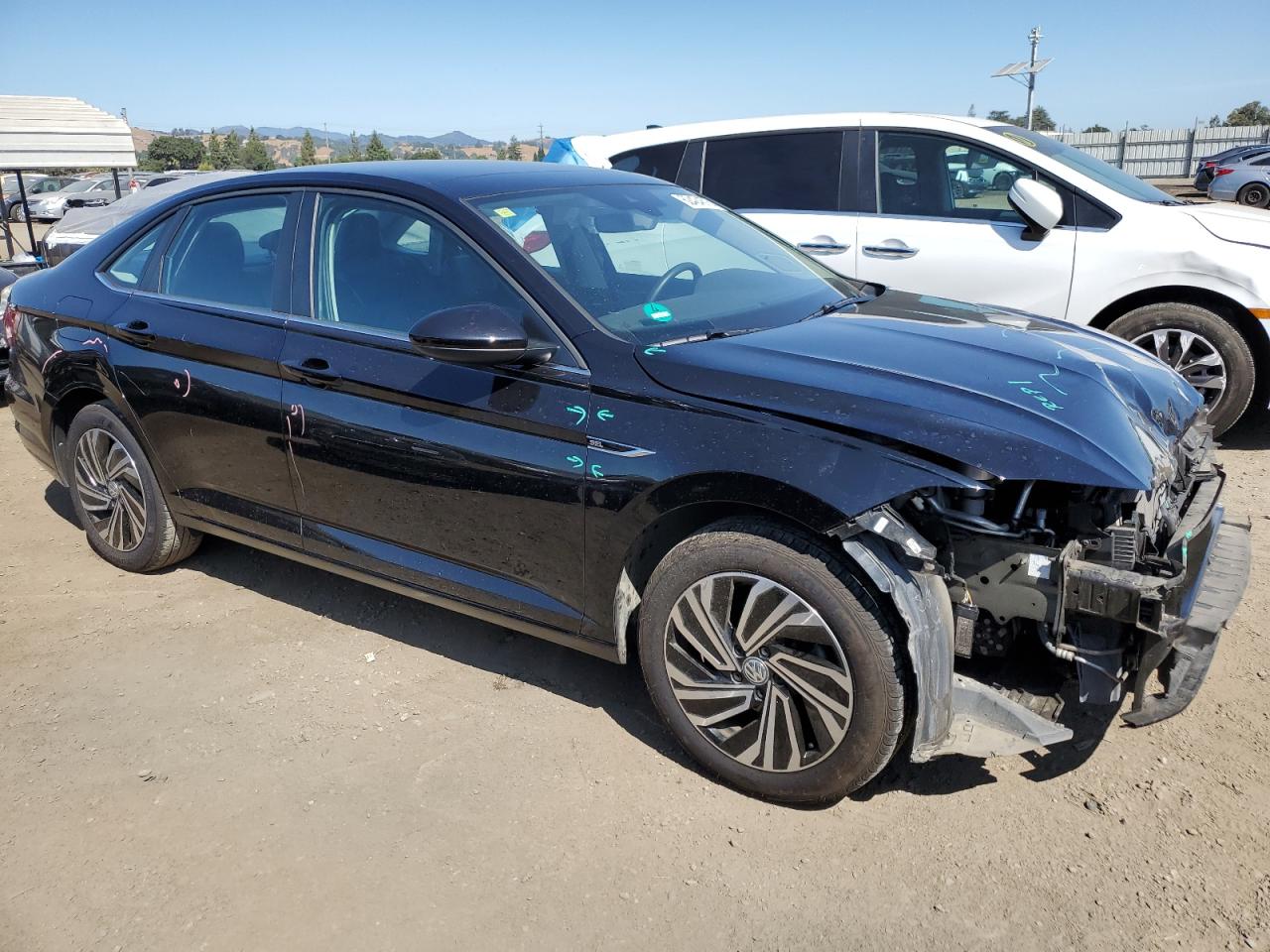 VOLKSWAGEN JETTA 2020 VIN 3VWE57BU3LM097774 photo 4