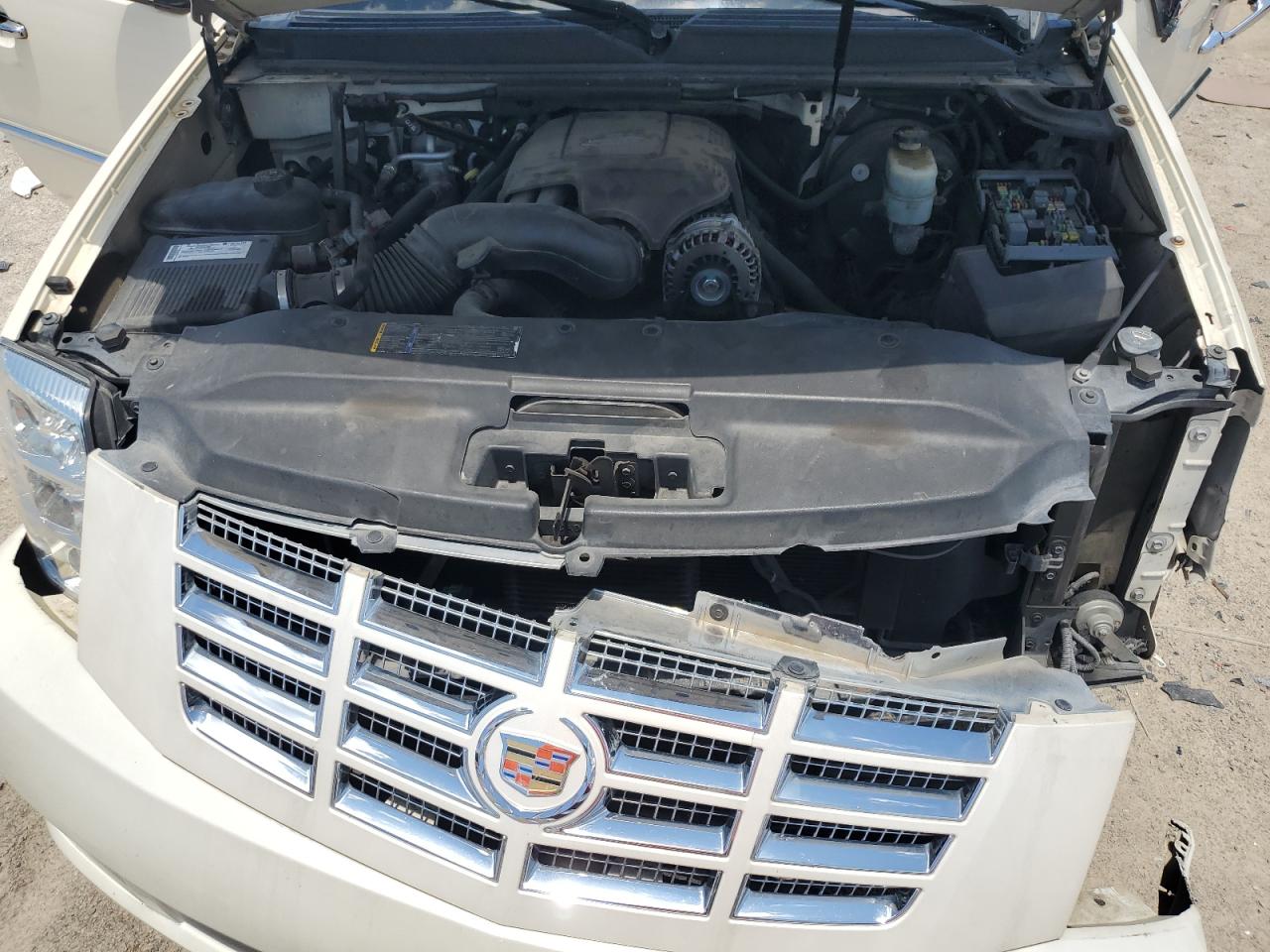 2007 Cadillac Escalade Luxury VIN: 1GYEC63847R289353 Lot: 61254855