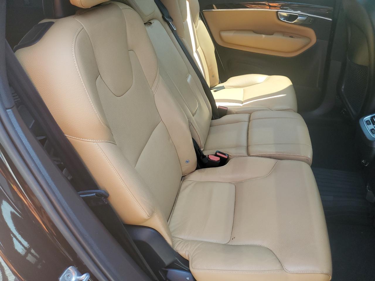 2018 Volvo Xc90 T6 VIN: YV4A22PK3J1391669 Lot: 62916195