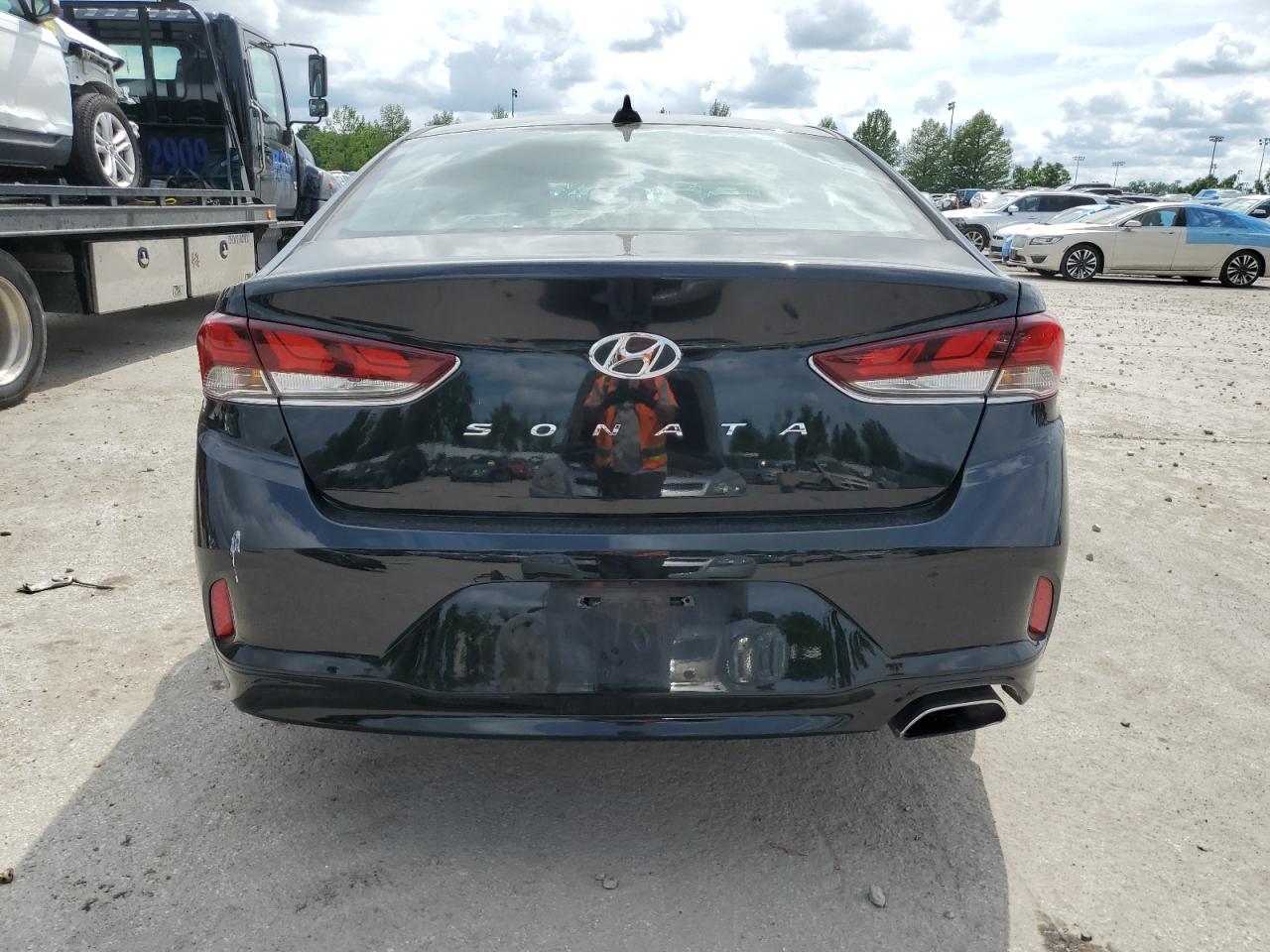 2018 Hyundai Sonata Sport VIN: 5NPE34AF1JH642268 Lot: 60560095