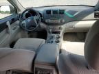 2010 Toyota Highlander    for Sale in Duryea, PA - Minor Dent/Scratches